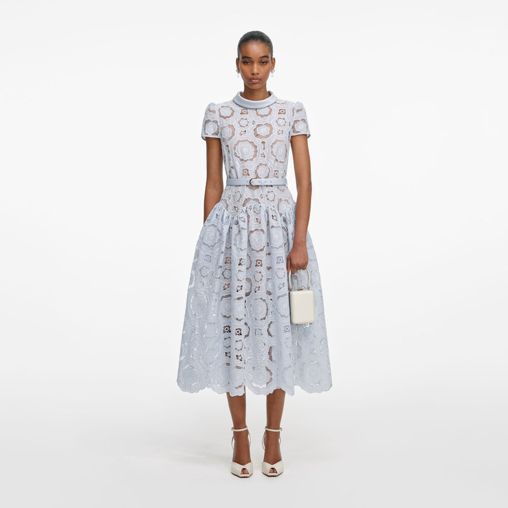 BLUE FLORAL LACE MIDI DRESS