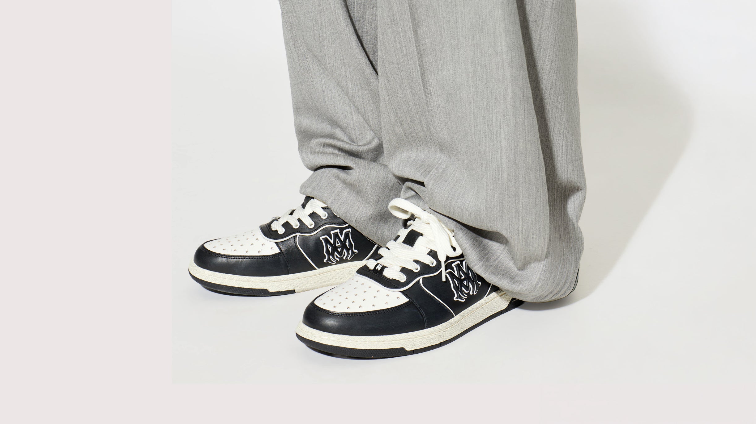Rubaiyat_Website_2026_Men_Sneakers.jpg