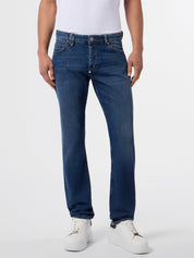 Basic straight cut jeans