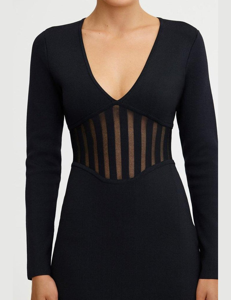 SC2407113D-ARLA-MIDI-DRESS-BLACK-4jpg_700x_59be8996-defb-409f-b903-fd71a80595da.jpg