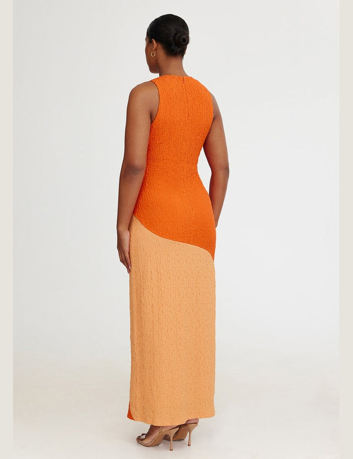 SD231081D-ZAYDA-DRESS-ORANGE-TANGELO-3_700x_04e8552c-0c8e-4f09-bb31-1d03d27ffde7.jpg