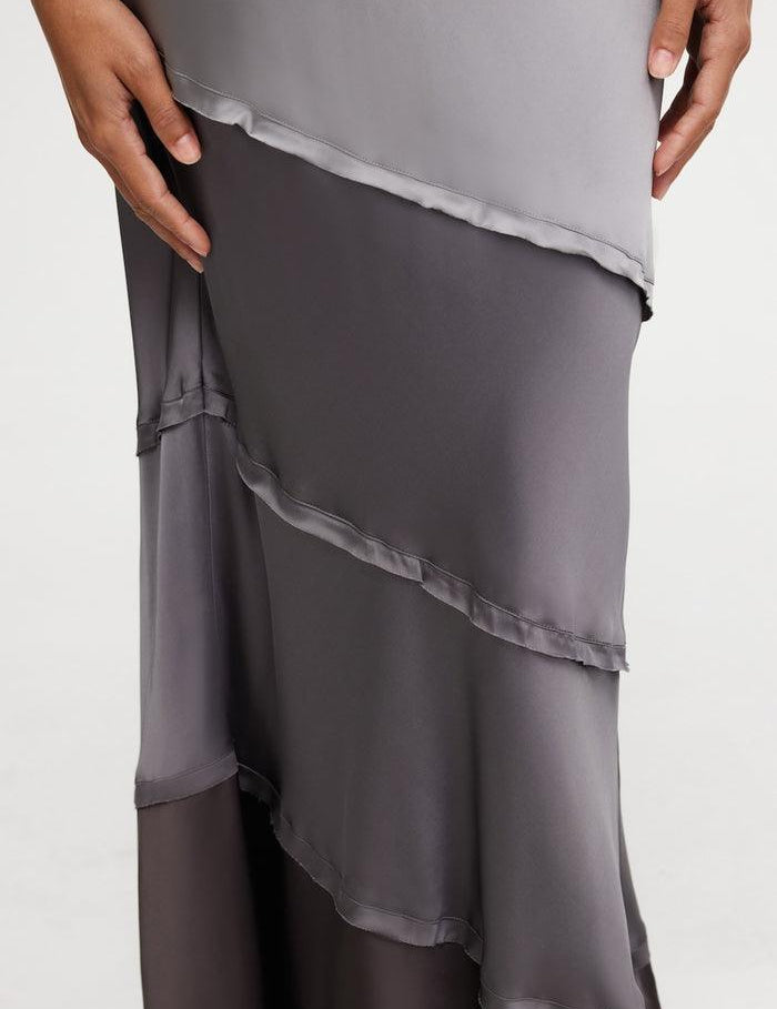 SD240462S-MURPHY-MAXI-SKIRT-GREYSCALE-4jpg_700x_4373b928-33c0-4d66-9b25-719c6159110e.jpg