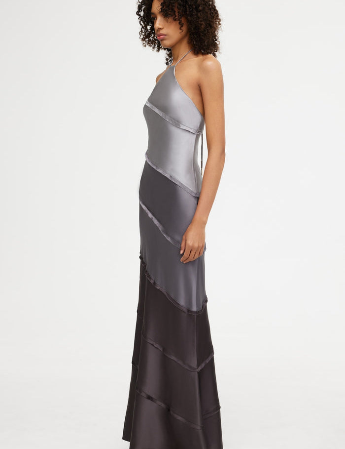 SD240464D-MURPHY-MAXI-DRESS-GREYSCALE-2jpg_700x_63a12dc8-55d2-4d4d-a155-ff914d318301.jpg