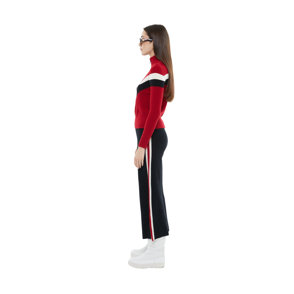 THE SIDE STRIPE STRAIGHT LEG PANTS IN BLACK