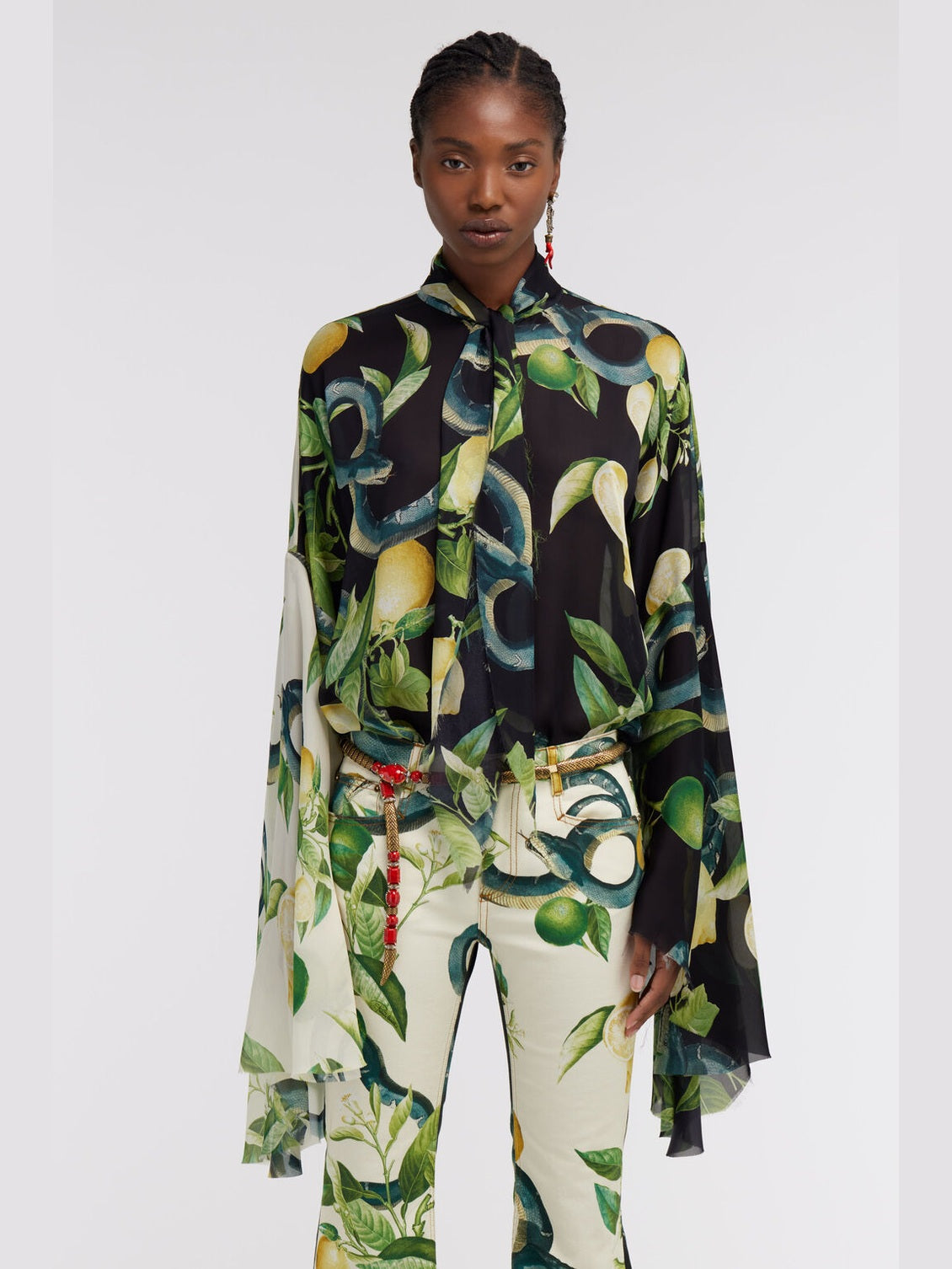 Blouse with lemon print