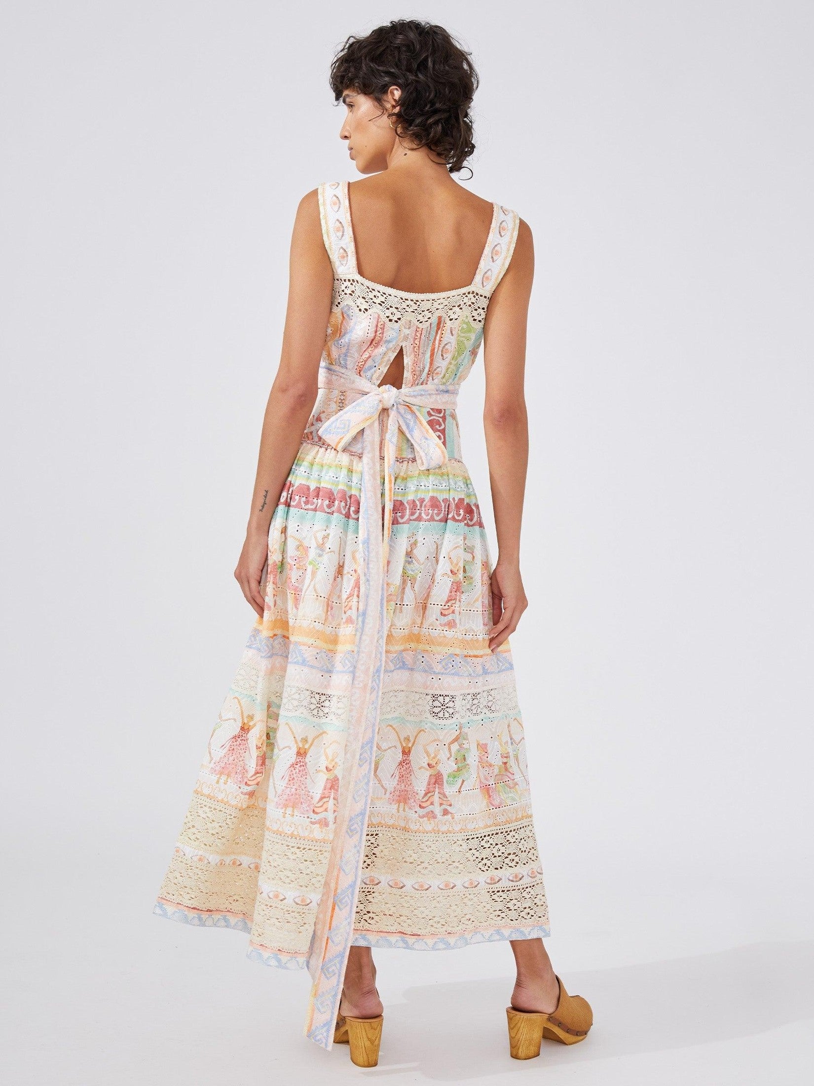 Dancing girls broderie anglaise crop top