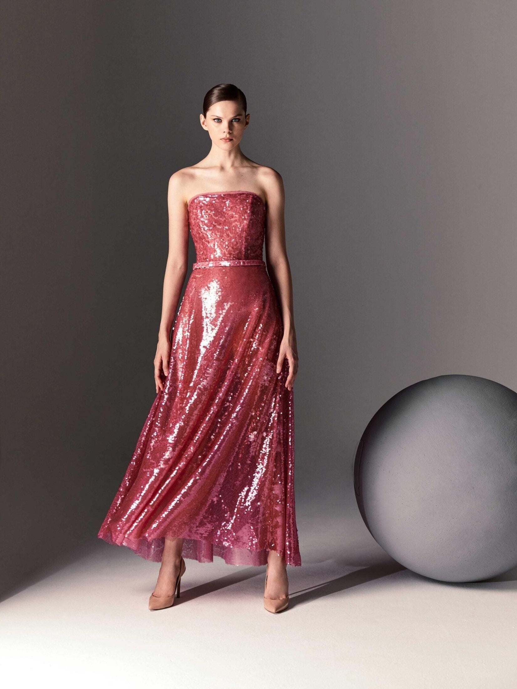 Midi dress in sequins