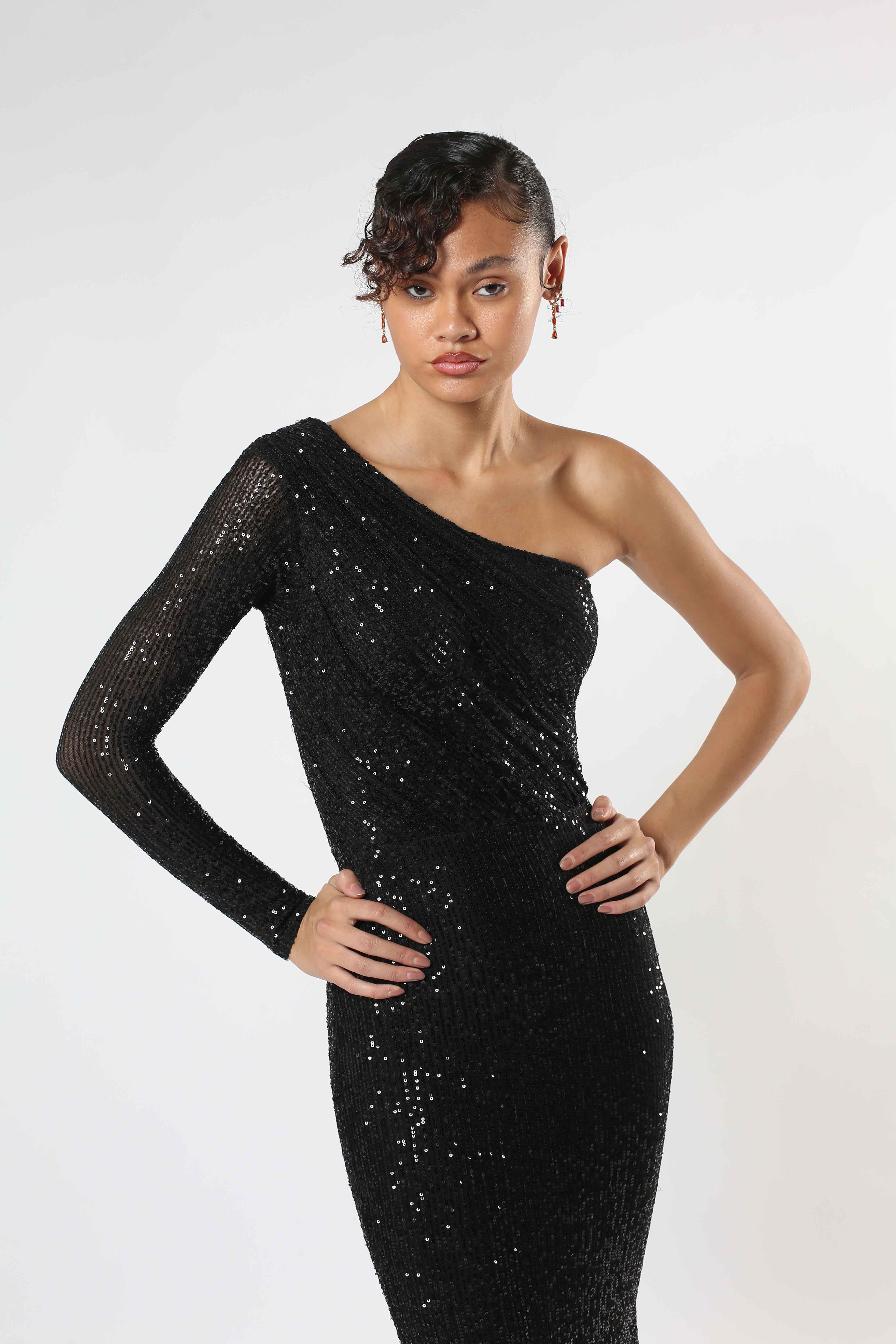 One-Shoulder Gown with Oversized Organza Ruffle