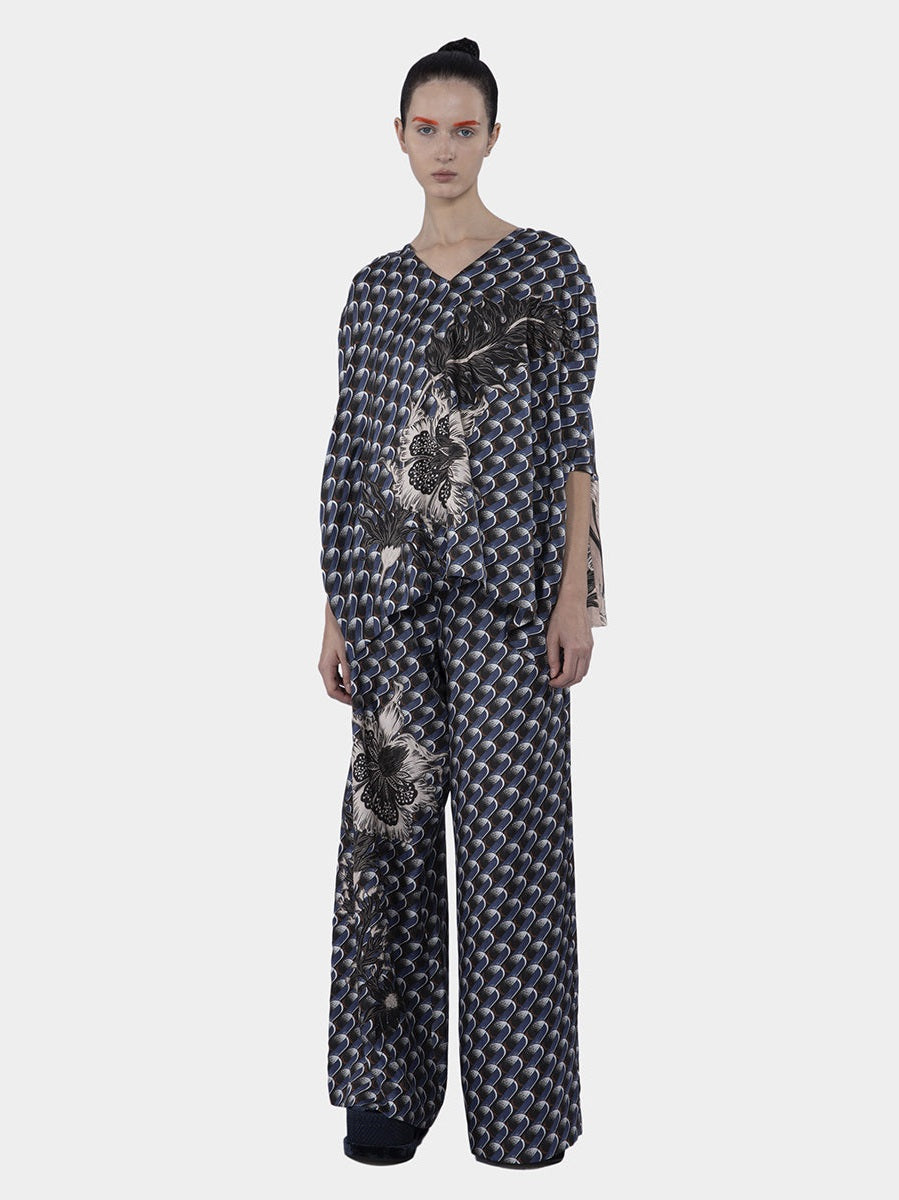 Surez twill silk print top with silk print embroidery appliqué