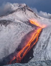 Santal-Volcanique-lave-volcan-Maison-Crivelli.-199x300.jpg