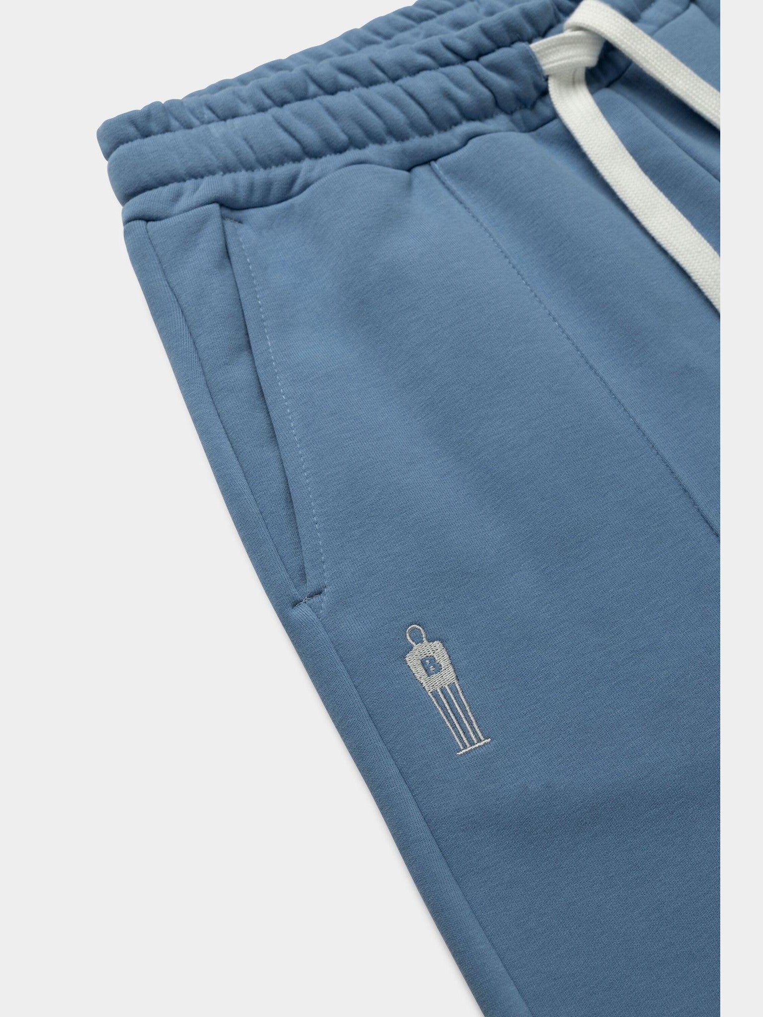 The wall box fit shorts coronet blue