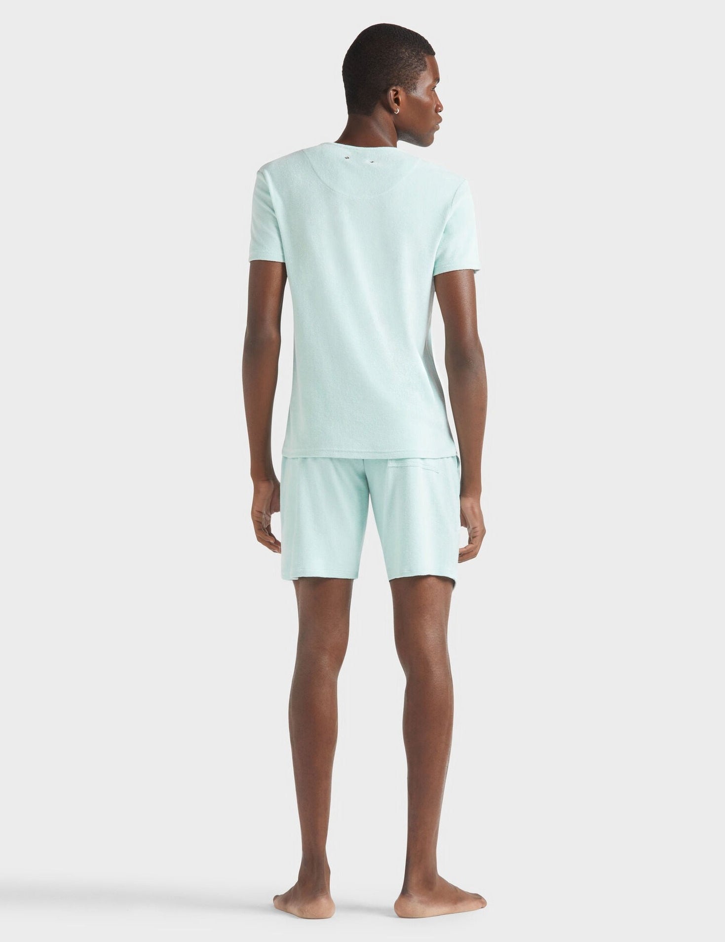 TIRC3Q02-315-backworn-3920x3920_a5cdb01a-68b9-4a2e-85b6-78542316cc1b.jpg