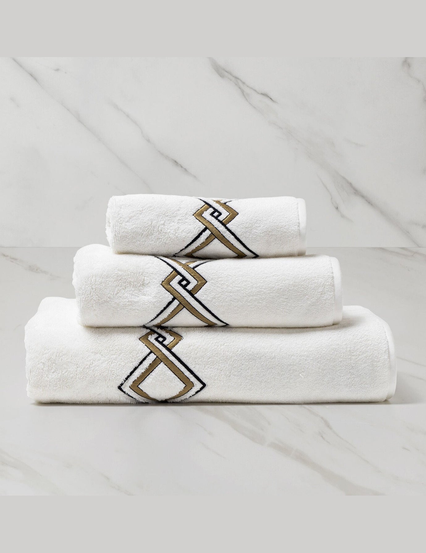 TwistEmbroideryTowelSet2.jpg