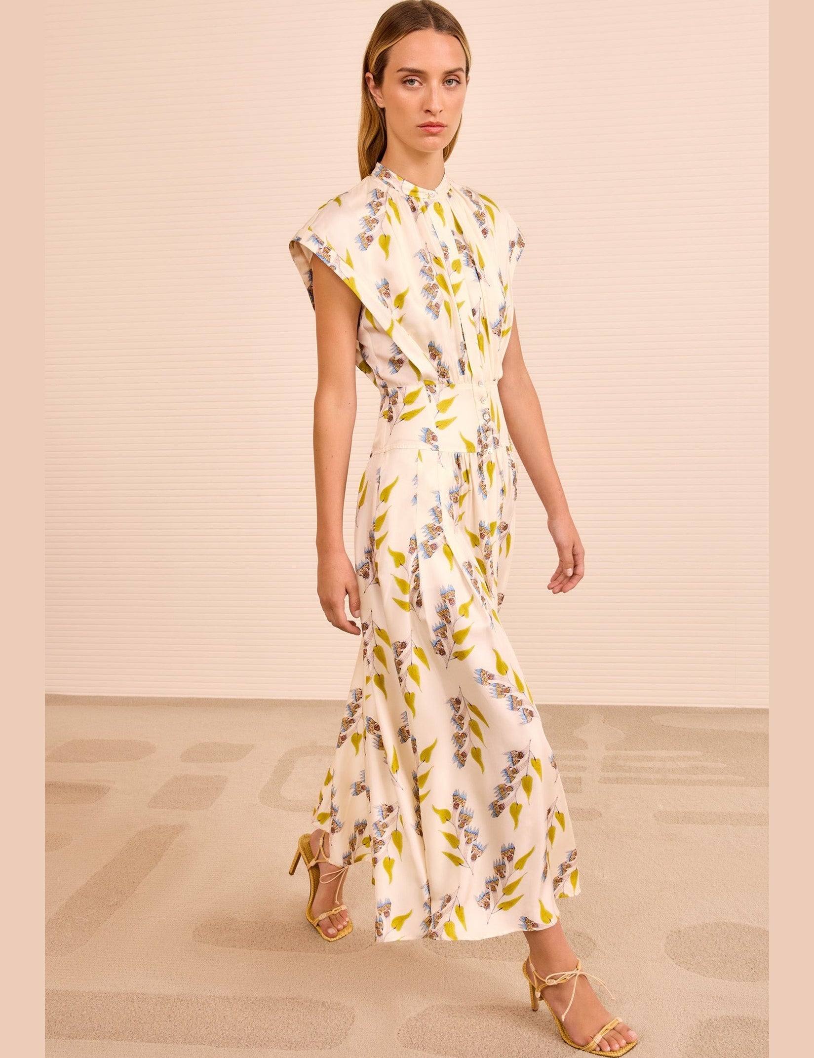 ULLAJOHNSON_LausanneSleevelessButtonUpDress_INFINITEFLOWER_PS260154_01_MAIN.jpg