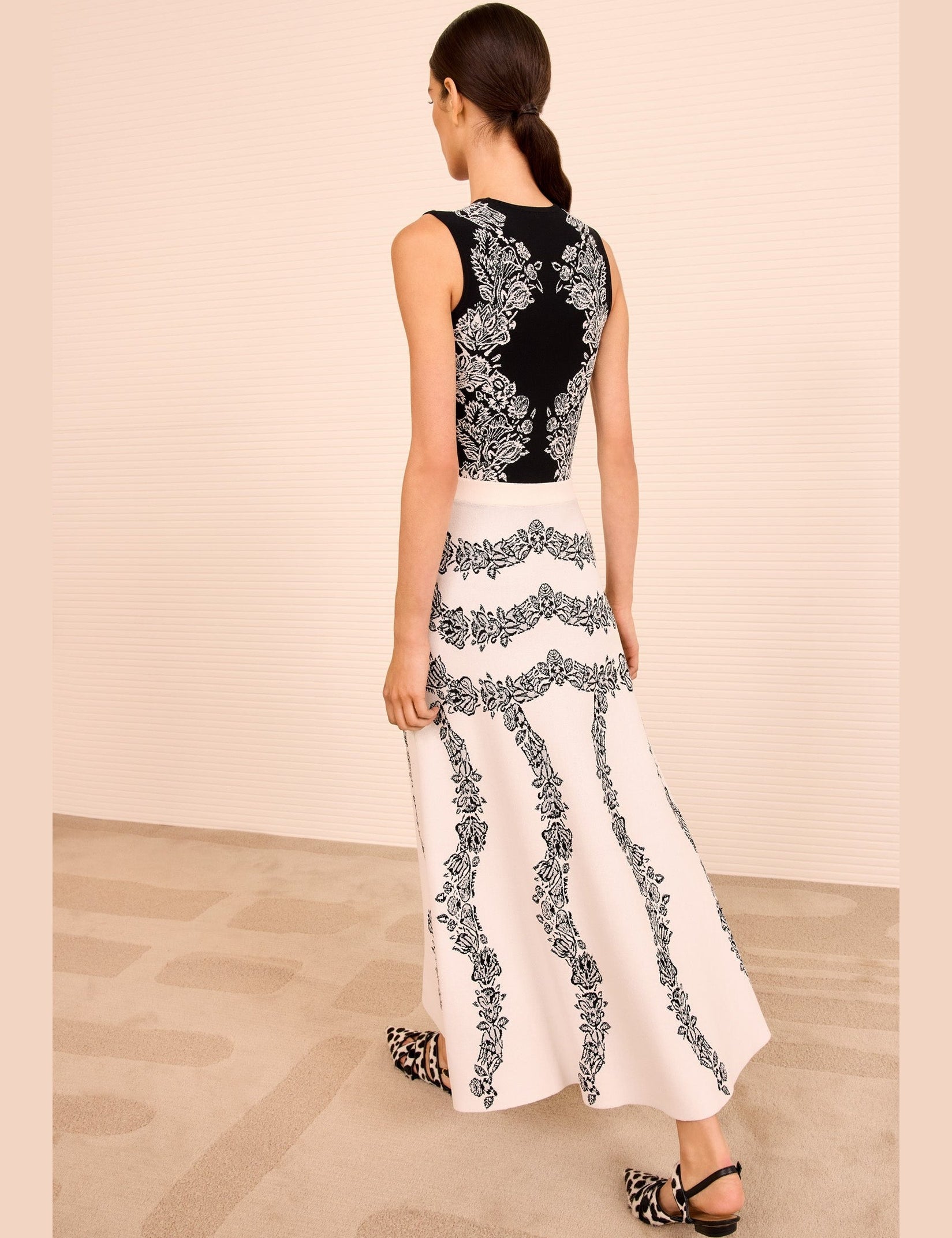 ULLAJOHNSON_ValenciaPrintedKnitSkirt_IVORY_PS260741_04.jpg