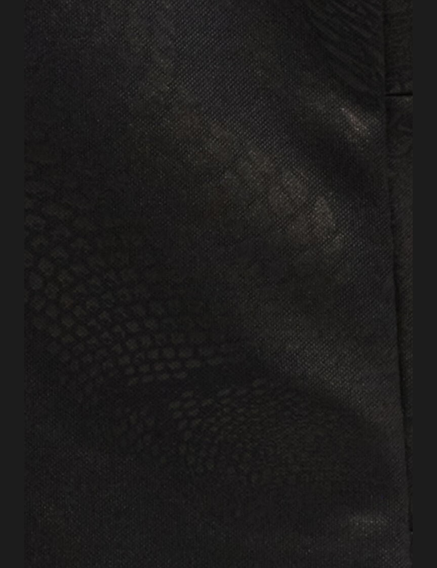 URT25G2ON5305051_ECOM_MACRO.jpg