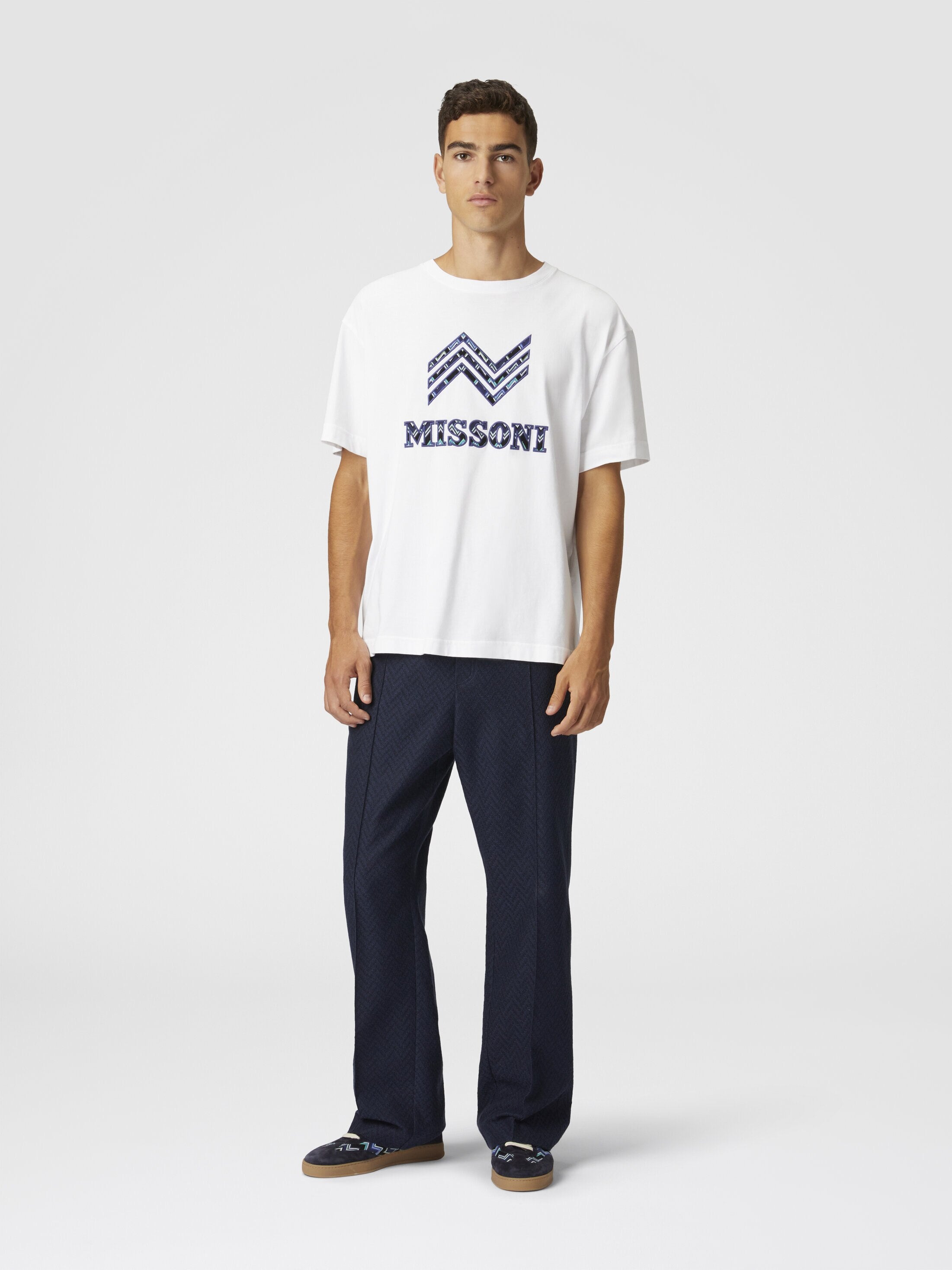 SHORT SLEEVE T-SHIRT