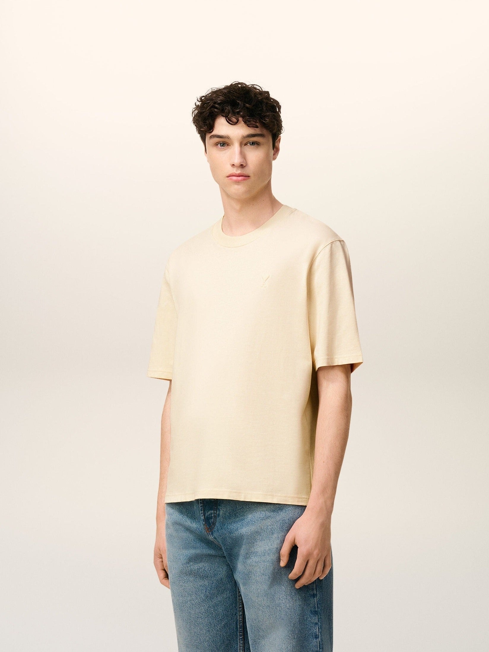 Tshirt with tonal embossed ami de coeur