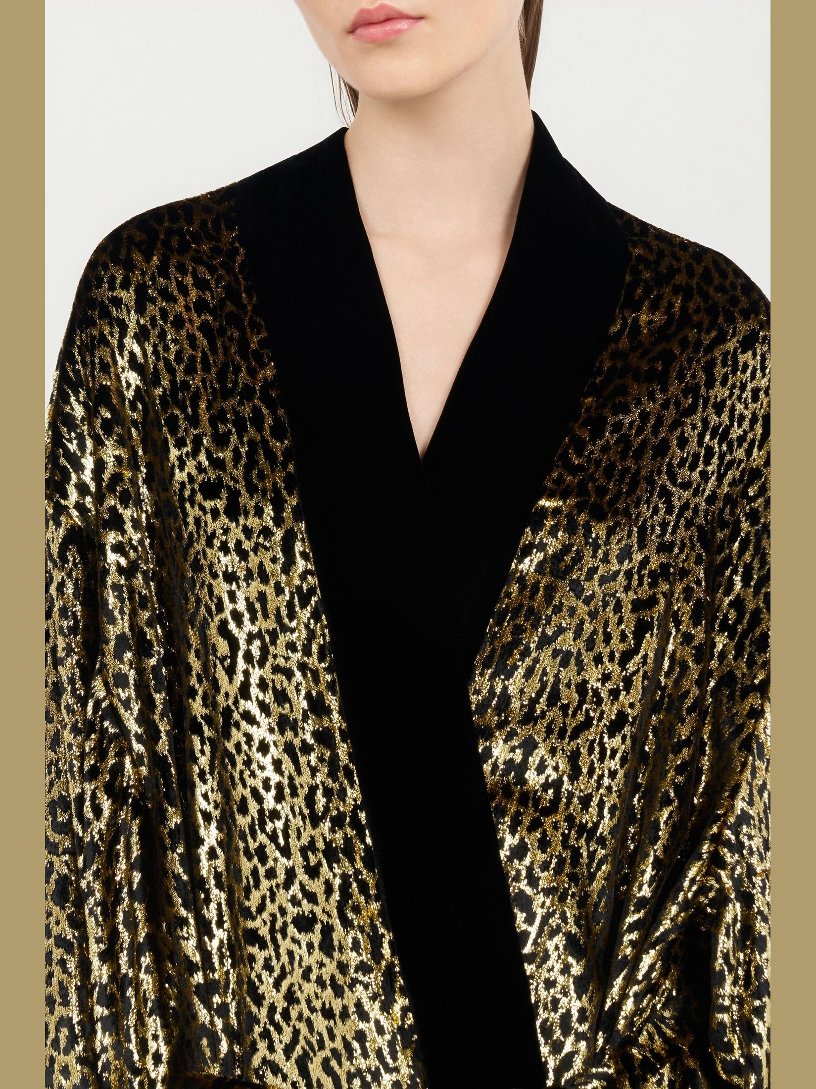 Fil coupé leopard print coat