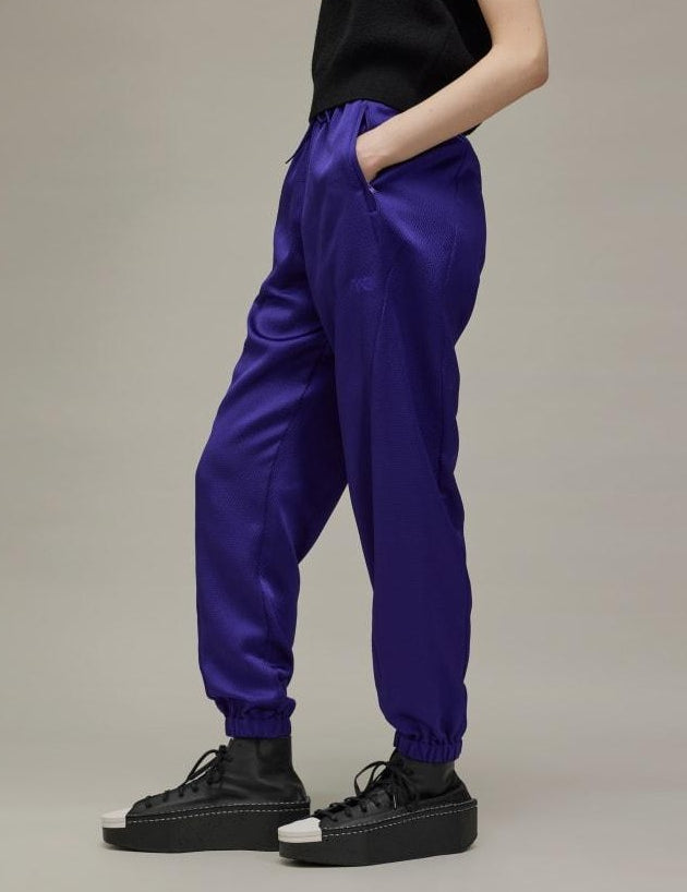 Y-3_Cuffed_Tech_Seersucker_Pants_Purple_JE3424_22_model.jpg
