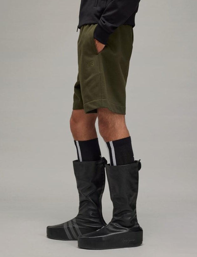 Y-3_French_Terry_Shorts_Green_JJ4397_22_model.jpg