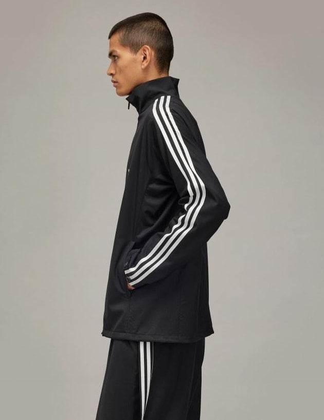 Y-3_Refined_Wool_3-Stripes_Track_Top_Black_IW7462_22_model.jpg