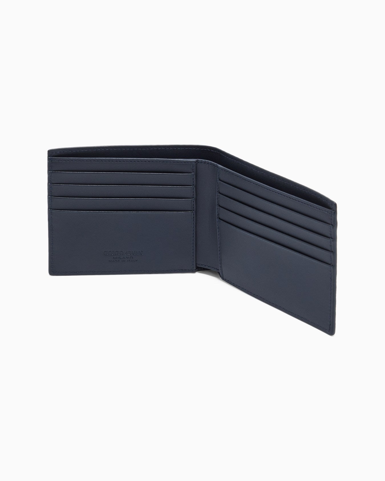 Bifold wallet in embossed leather