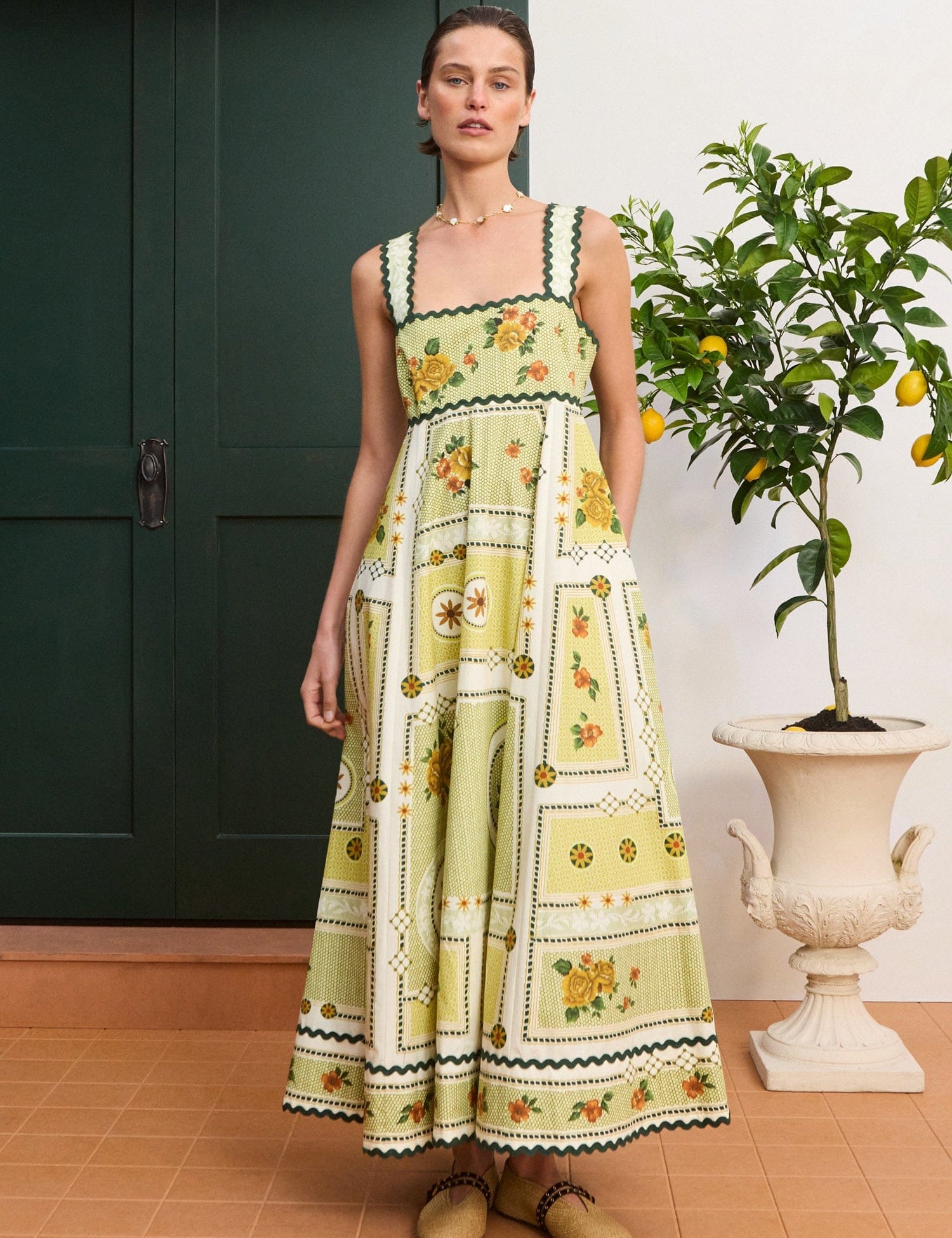 alemais-sustainable-dress-midi-dixie-summer-dress-1229508397_6000x_a1a3f05a-06ae-49d1-9270-3481fa1520b8.jpg