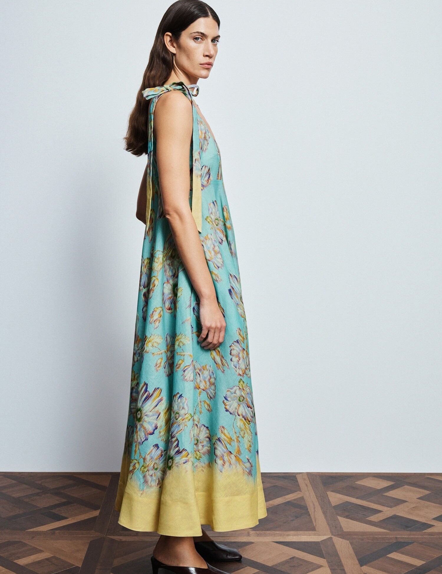 alemais-sustainable-dress-midi-jerry-ballet-midi-dress-1238252320_6000x_955c6c7f-db6e-439d-abbd-77eec7db29fa.jpg