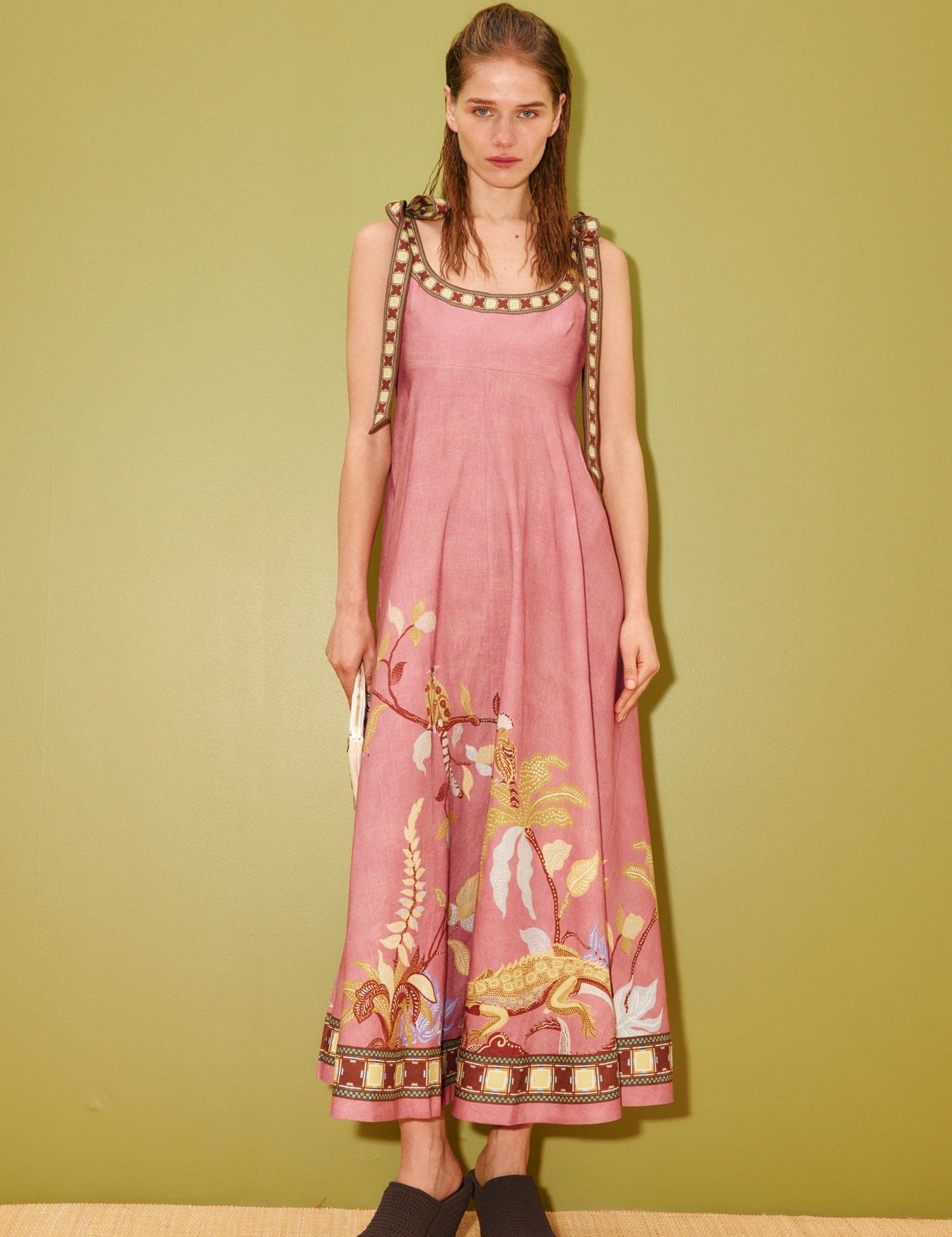alemais-sustainable-dress-midi-zuri-ballet-sundress-1215564183_6000x_eb8e4344-5ff9-433c-a211-ae0d9dfc749a.jpg