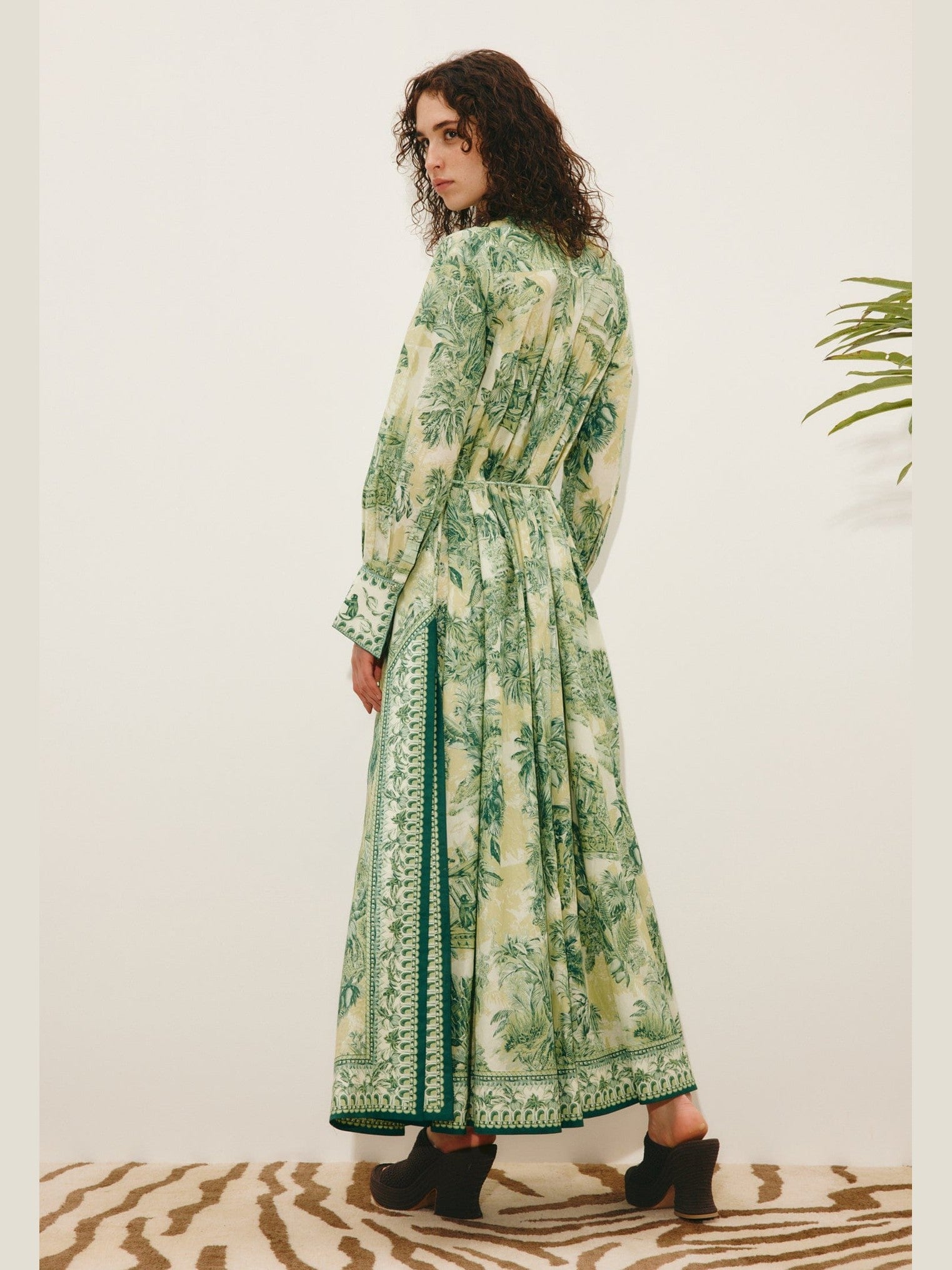Sara shirtdress