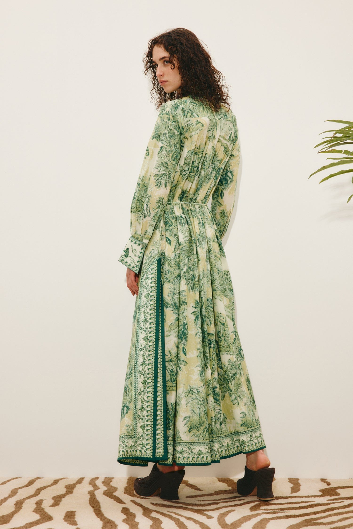 Sara shirtdress
