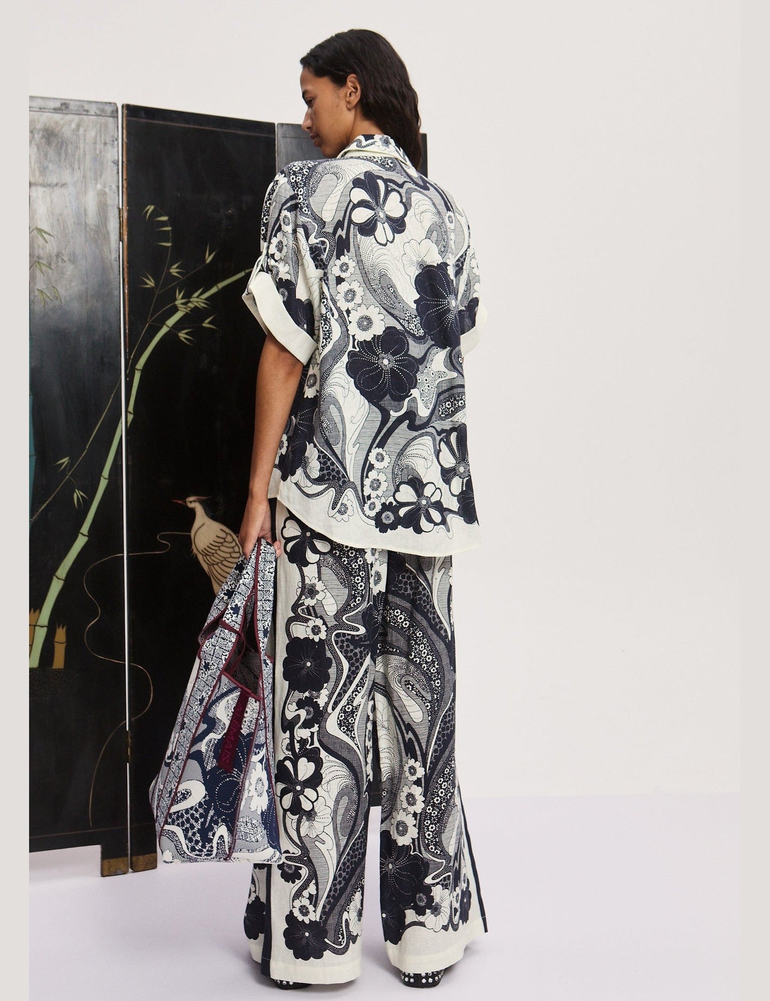 alemais-sustainable-pant-mickey-pant-1149865654_6000x_57095a01-466c-4d4b-a6ce-3f010288e9da.jpg