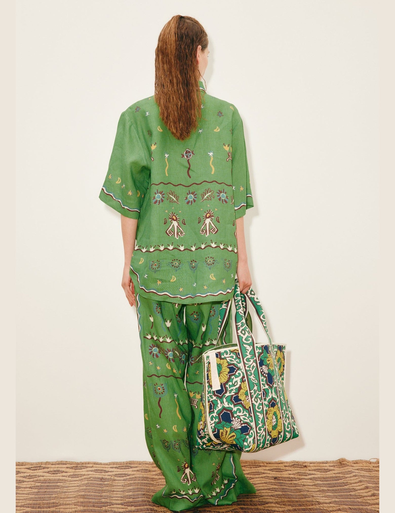 alemais-sustainable-pant-sun-dancer-pant-1215564136_6000x_e08ddfa3-00e0-41a1-8662-0c5079a42c9e.jpg