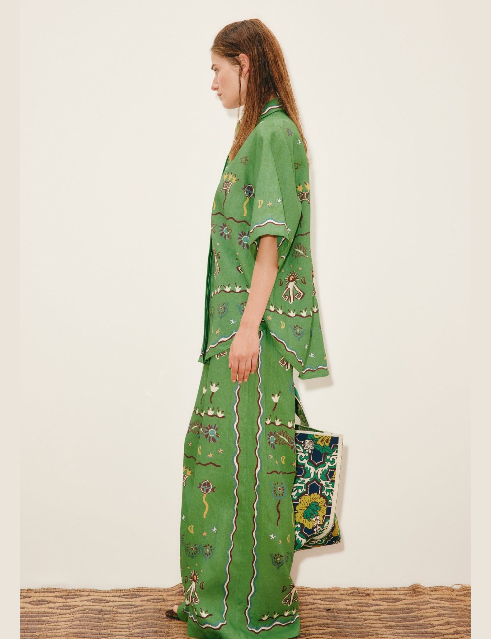 alemais-sustainable-pant-sun-dancer-pant-1215564139_6000x_3ec450fe-75db-4031-a9c4-5390b78fe23e.jpg