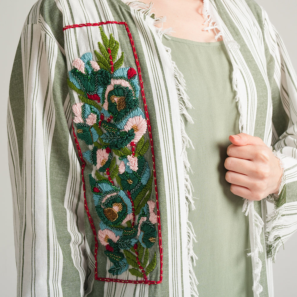 OLIVE GREEN CAPE WITH EMBROIDERY AND DRESS