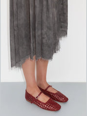 Yeida dark red ballerinas