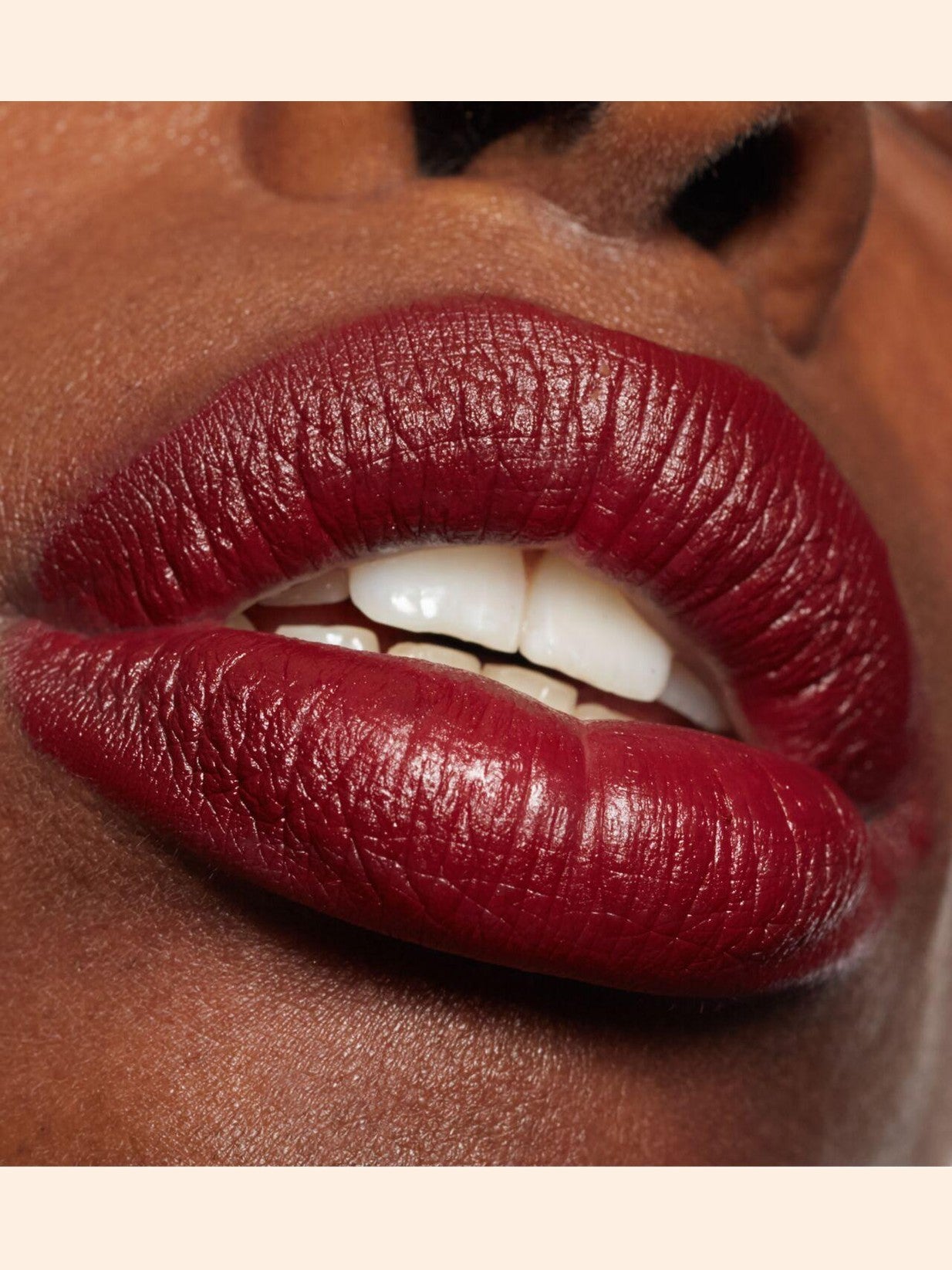Lascaux Lipstick ليب ستيك