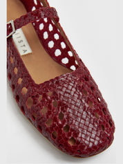 Yeida dark red ballerinas