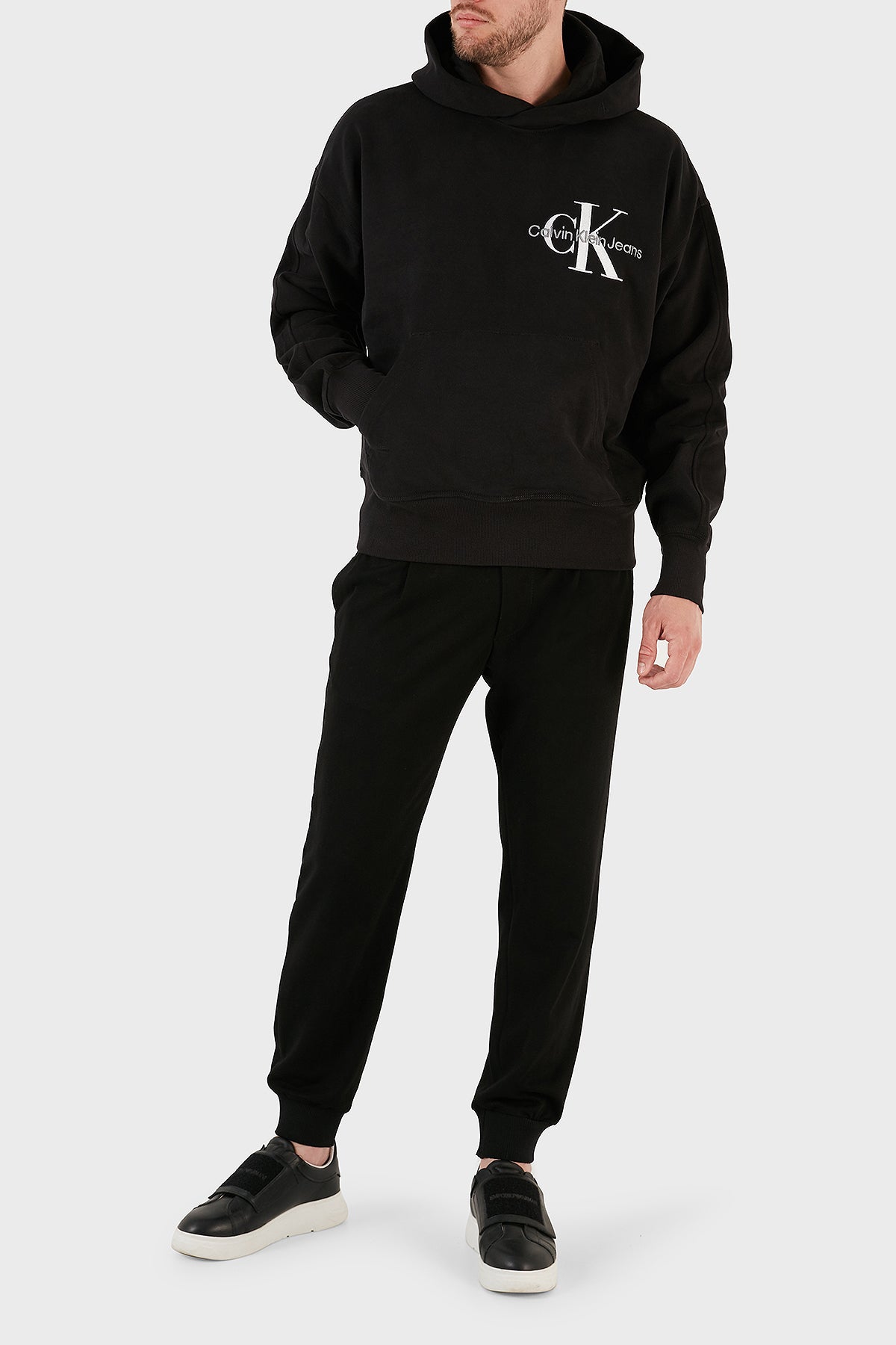 MONOLOGO OVERSIZED H