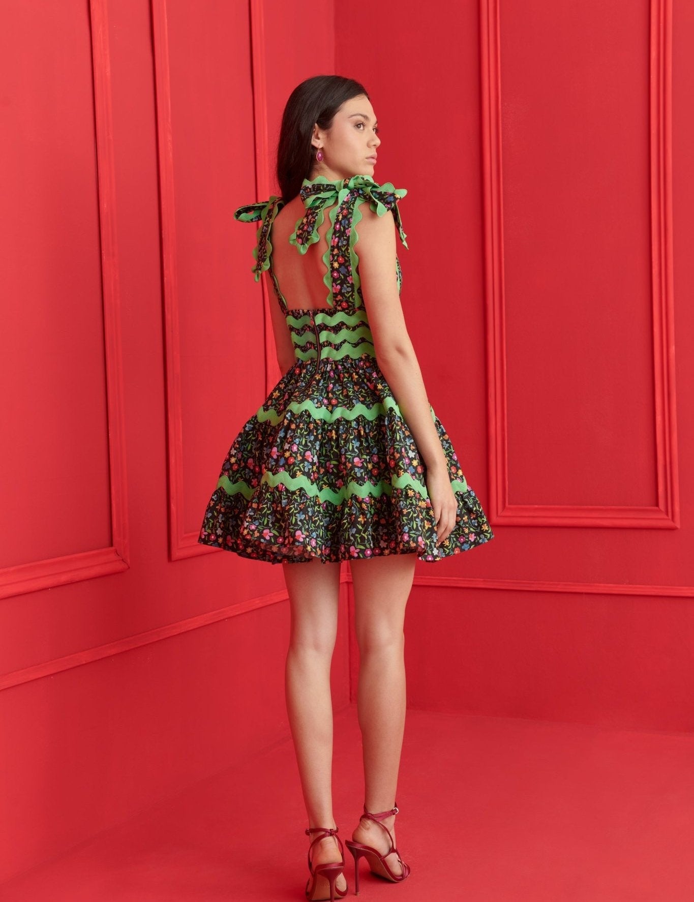 cheli-midnight-dress-3813086.jpg