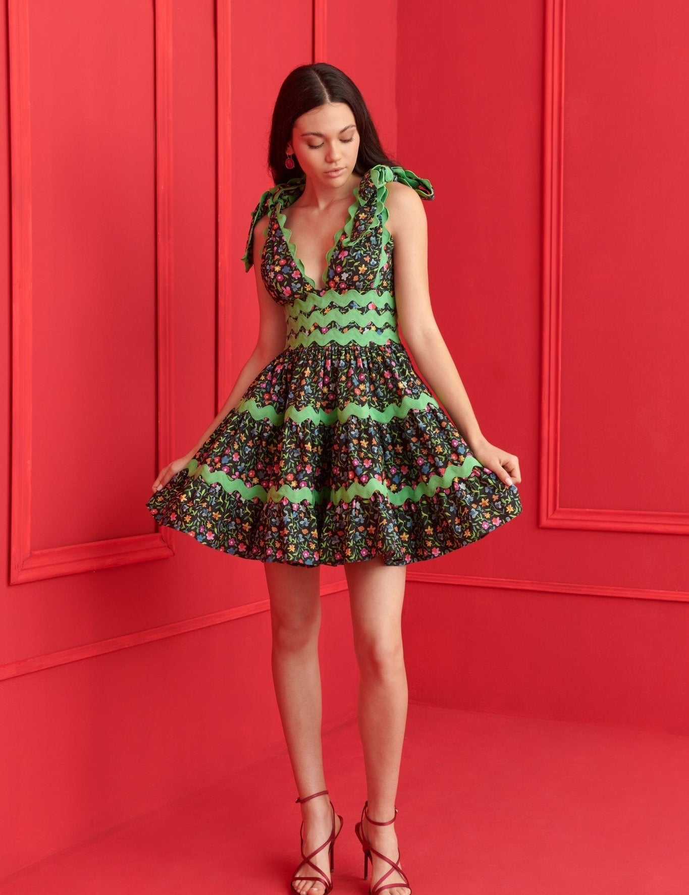 cheli-midnight-dress-5953561.jpg