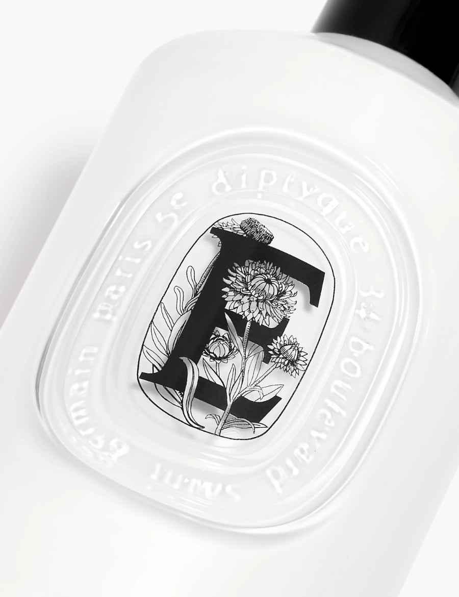 diptyque-velvet-hand-lotion-350-ml-handlotiong-2.webp
