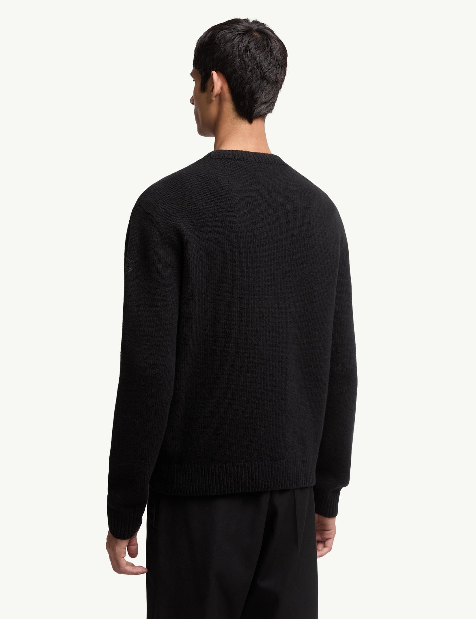 embroidered-logo-wool-sweater-men-black-moncler-4.jpg