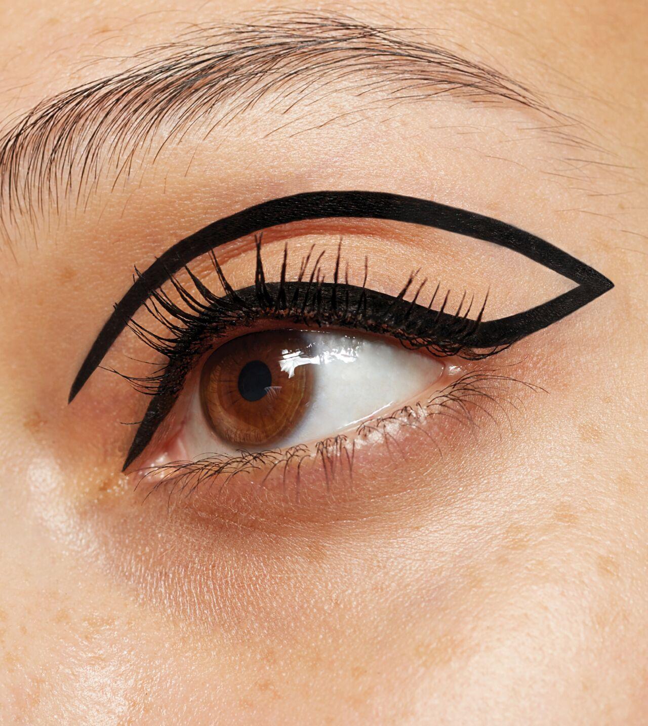 eyeliner-3.jpg