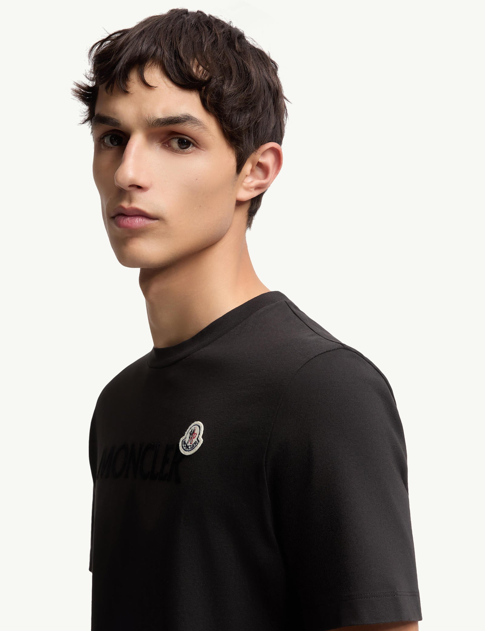 flocked-logo-cotton-t-shirt-men-black-moncler-1.jpg