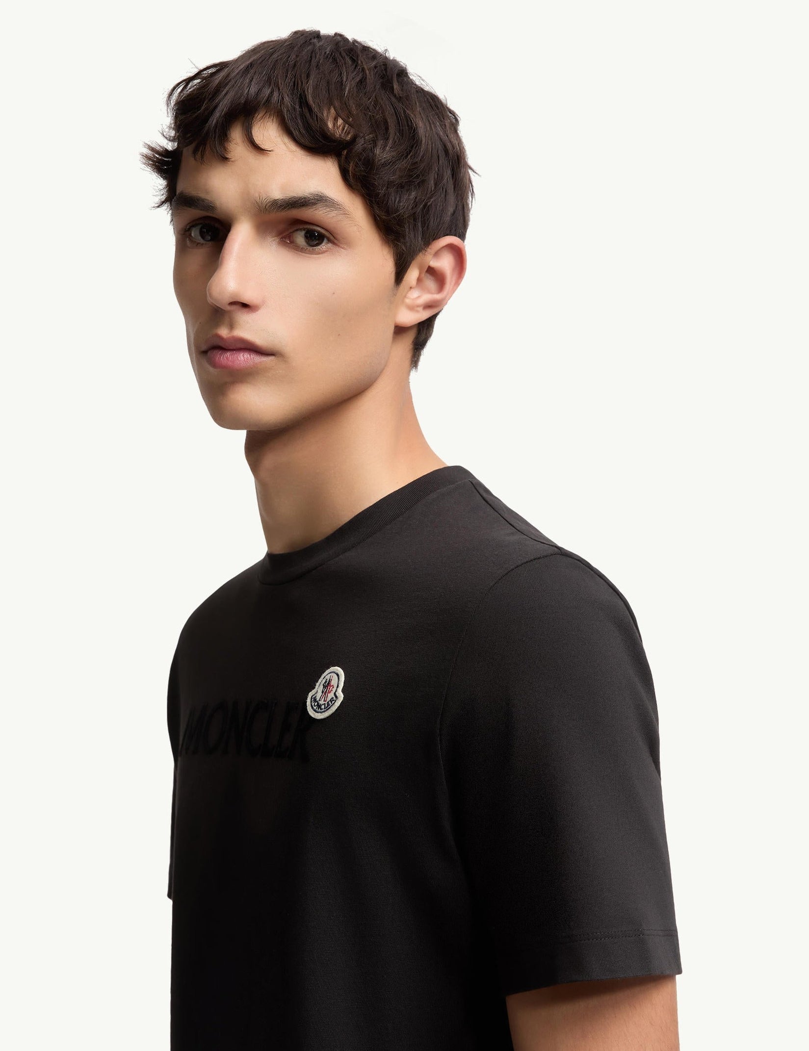 flocked-logo-cotton-t-shirt-men-black-moncler-1.jpg