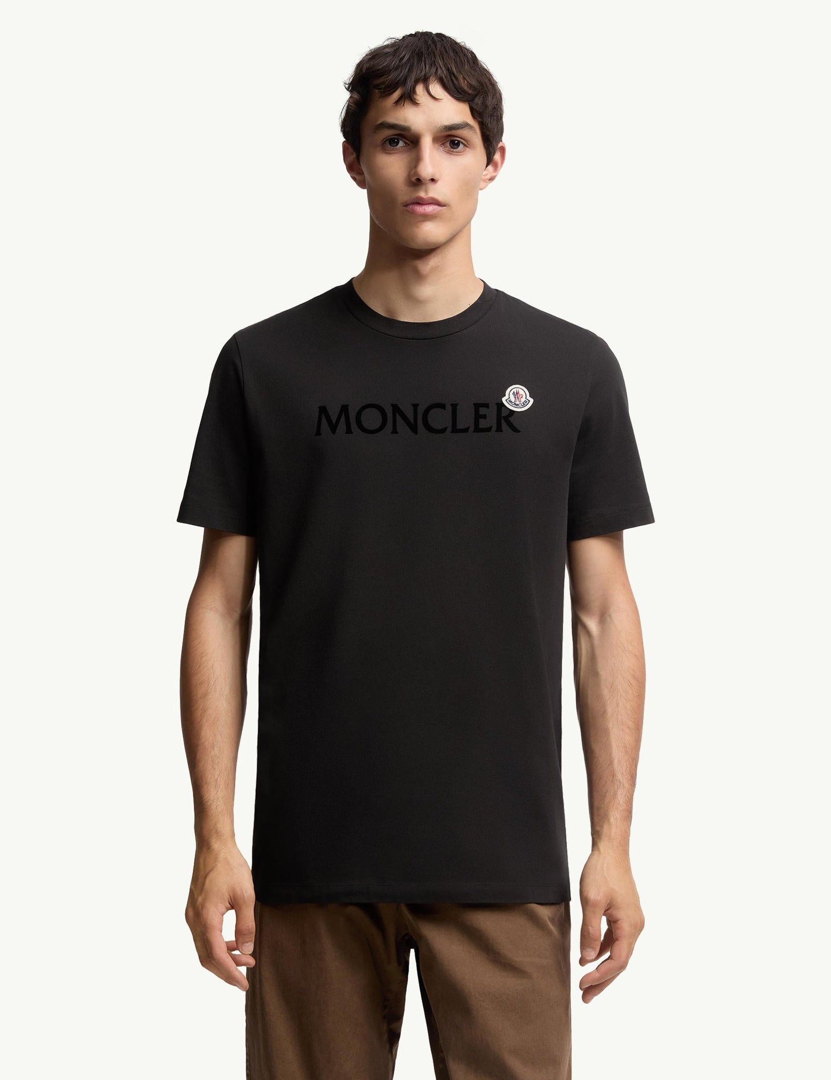 flocked-logo-cotton-t-shirt-men-black-moncler-3.jpg