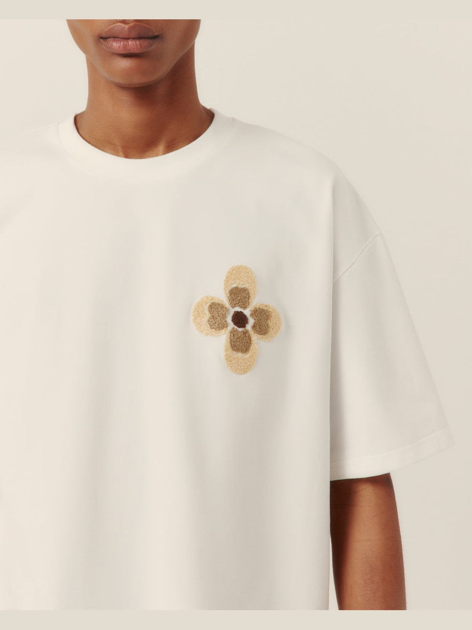 Embroidered classic tee