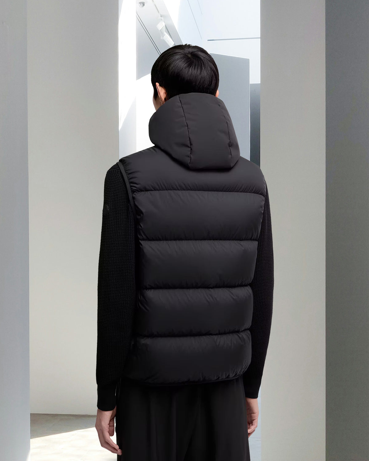 guersac-diagonal-quilted-hooded-down-vest-men-black-moncler-4_c15a2869-3954-4725-9ede-bb89cd8490af.jpg